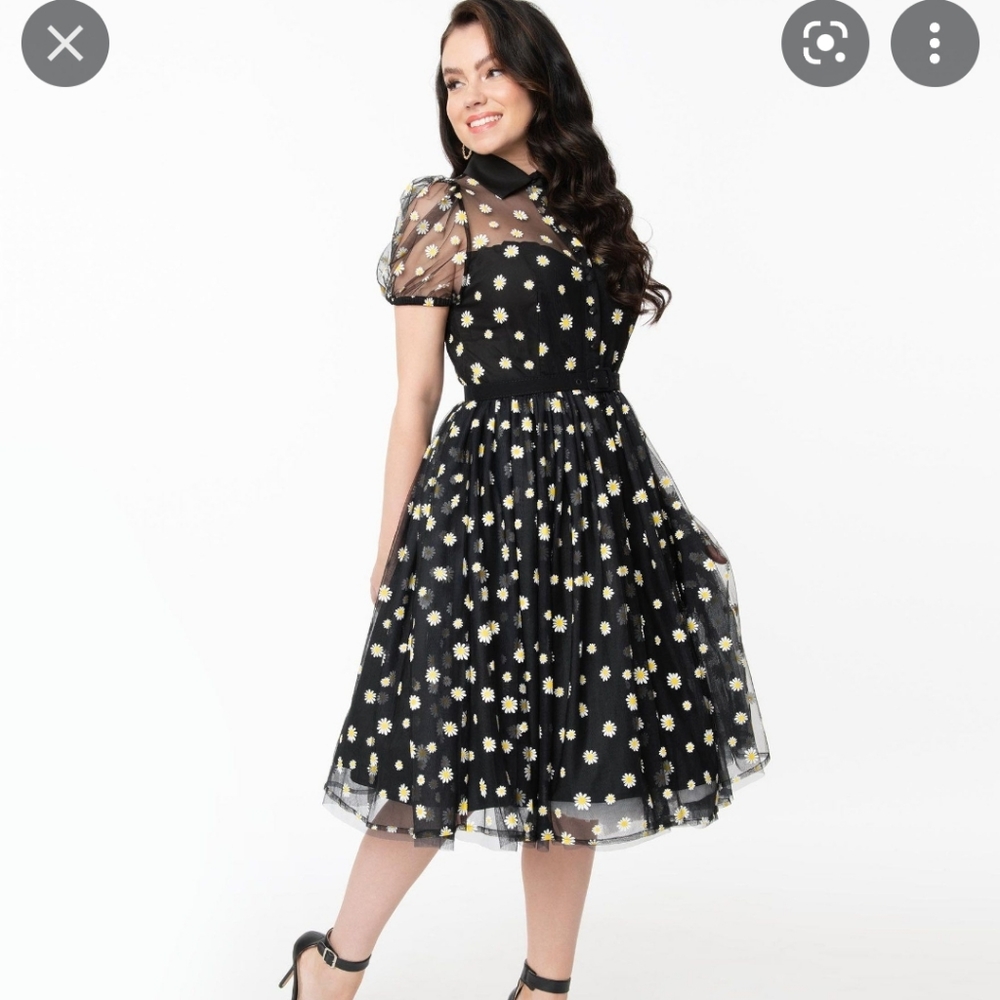 Unique Vintage Black & White Daisy Hollie Swing Dress
